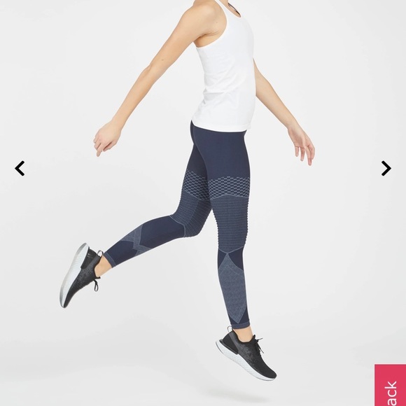 NWT Spanx Look at me now leggings - Picture 3 of 7